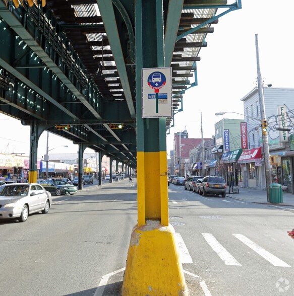 More Photos Of 4151 White Plains Rd, Bronx Drugstore For Lease