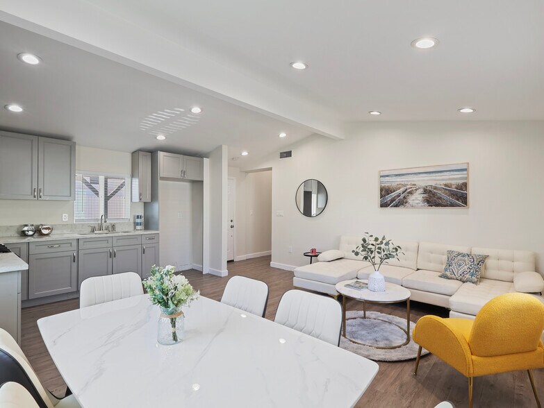 More Photos Of 15801 Chatsworth St, Granada Hills Apartments For Sale