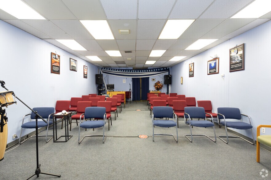 More Photos Of 2897-2919 New Brooklyn Erial Rd, Sicklerville Freestanding For Sale