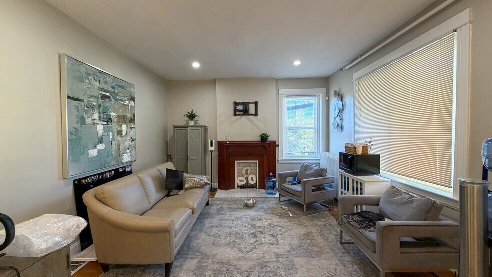 More Photos Of 2100 Auburn Ave, Cincinnati Office For Sale