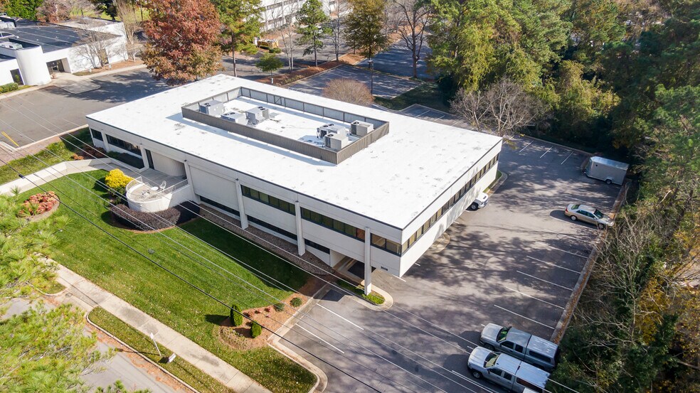 More Photos Of 3008 Anderson Dr, Raleigh Office For Lease