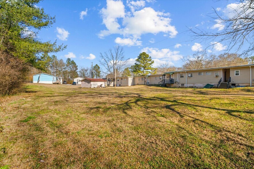 More Photos Of 3950 S Dixie Rd, Dalton Apartments For Sale