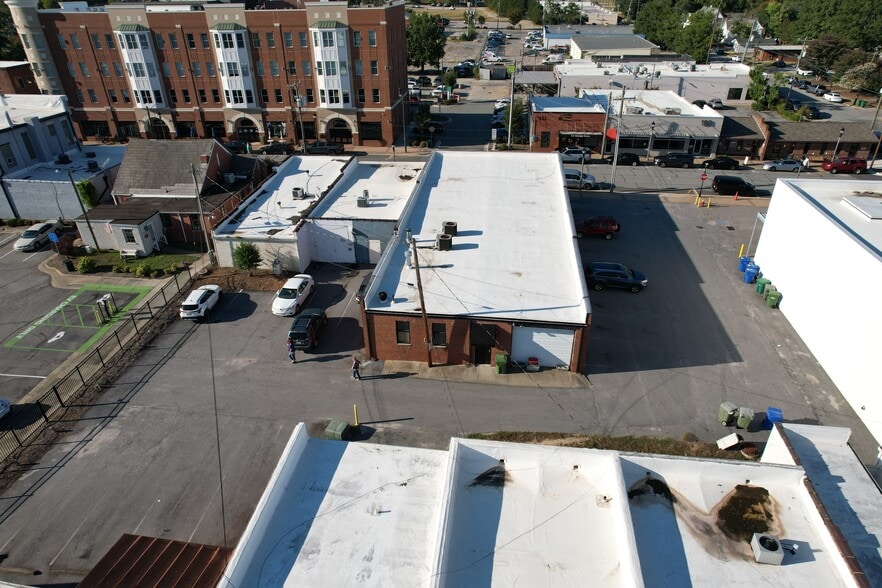 More Photos Of 120 Raleigh St, Fuquay-Varina Storefront For Sale