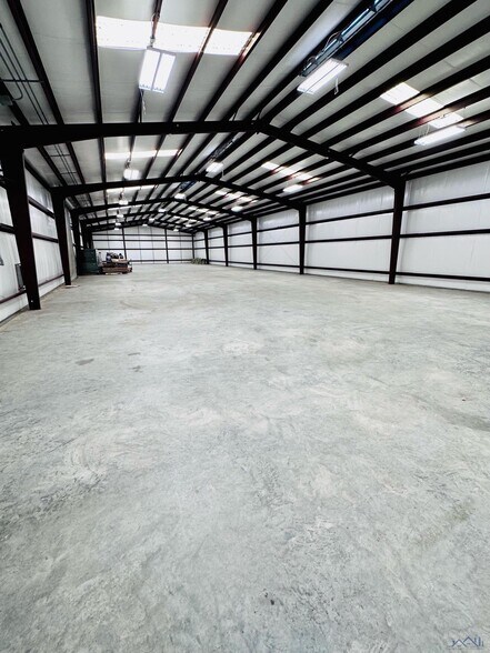 More Photos Of 188 Technology Ln, Gray Warehouse For Lease