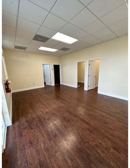 More Photos Of 2962 Trivium Cir, Fort Lauderdale Office For Sale