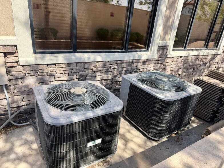 More Photos Of 3850 E Baseline Rd, Mesa Office For Sale