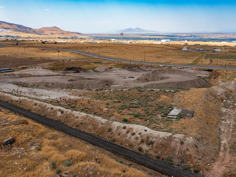 More Photos Of 7479 W 5400 S 5400 S, West Valley City Industrial For Lease