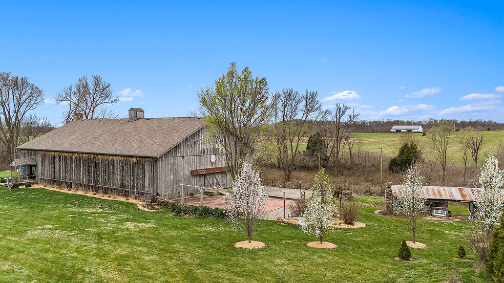 More Photos Of 11347 SE State Route DD, Gower Lodge Meeting Hall For Sale