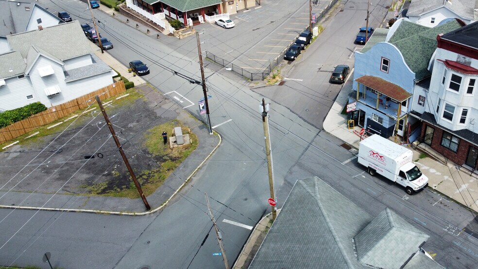 More Photos Of 501 Chestnut St, Dunmore Storefront Retail Residential For Sale