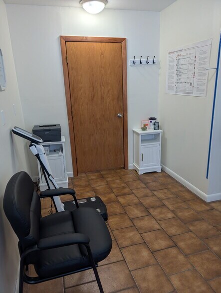 More Photos Of 11 Garden Rd, Plaistow Medical For Lease
