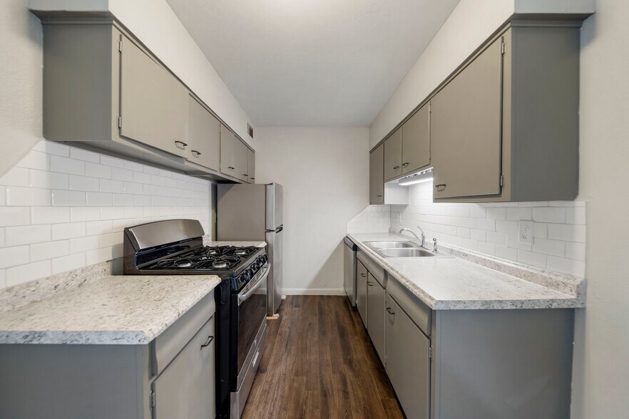 More Photos Of 1108-1114 N Duck St, Stillwater Apartments For Sale