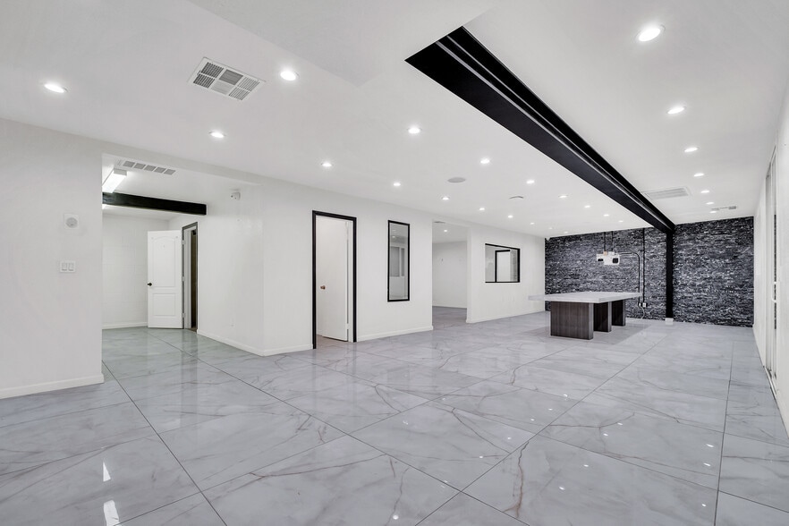 More Photos Of 8100 Electric Ave, Stanton Warehouse For Sale