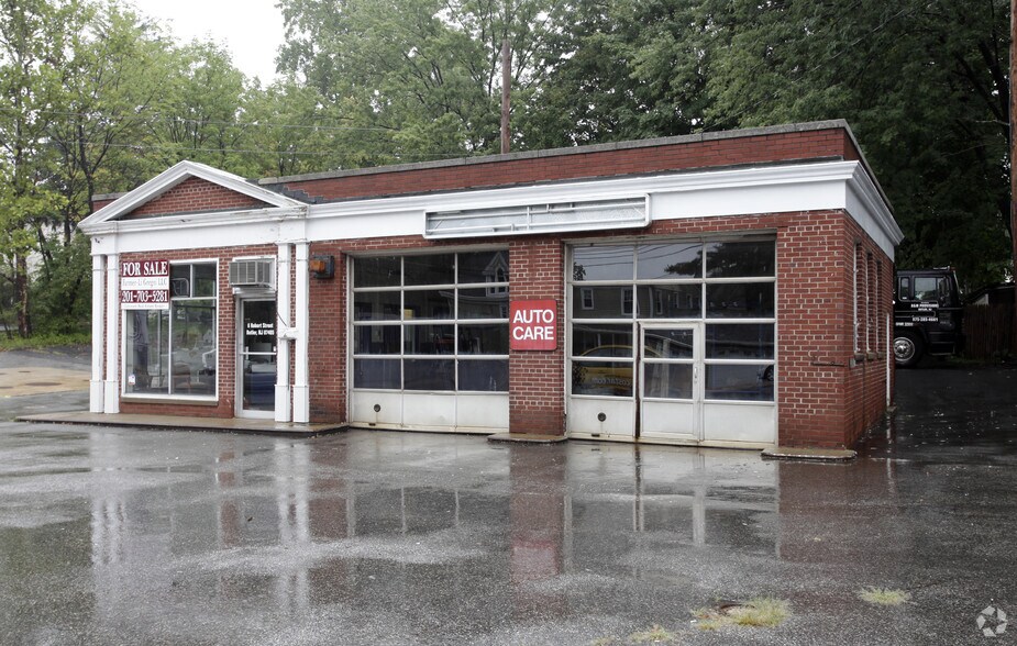 Primary Photo Of 6 Robert St, Butler Service Station For Sale