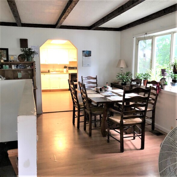 More Photos Of 111 Wyona Ave, Selden Specialty For Sale