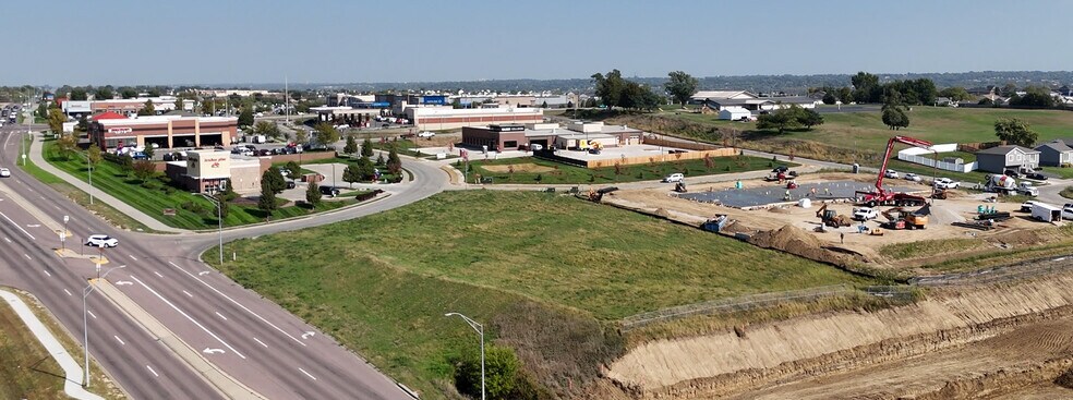 More Photos Of 10111 S 71st Plz, Papillion Land For Sale