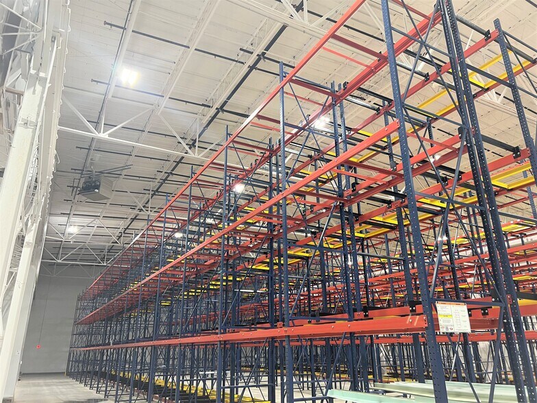 More Photos Of 2331 S 30th St, Lafayette Manufacturing For Sale