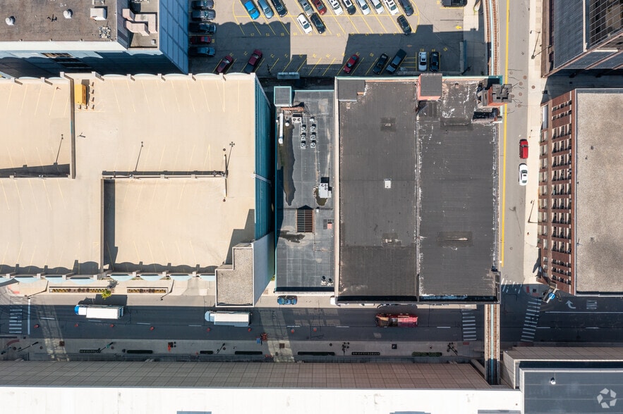 More Photos Of 422 W Congress St, Detroit Office For Lease