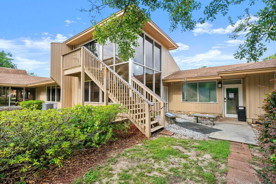 More Photos Of 1600 Jenks Ave, Panama City Medical For Sale