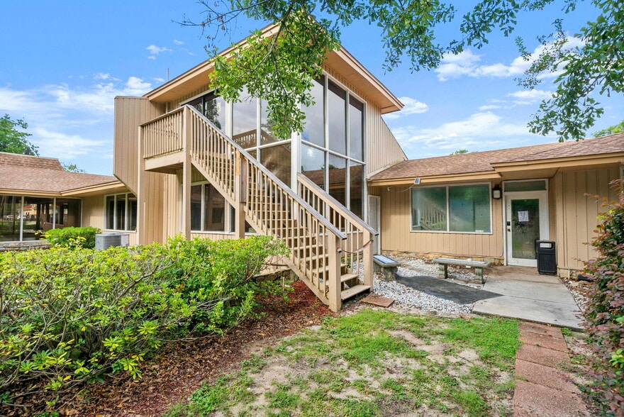 More Photos Of 1600 Jenks Ave, Panama City Medical For Sale