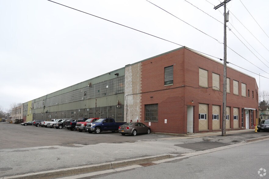 More Photos Of 54 Church St, Le Roy Manufacturing For Lease