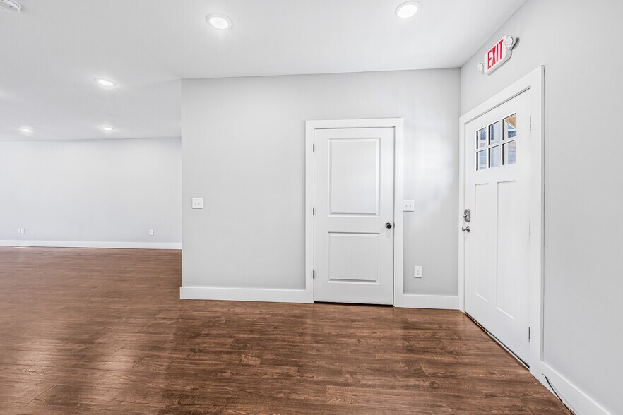 More Photos Of 24 Washington Avenue Unit A Ave, Margate City Medical For Lease