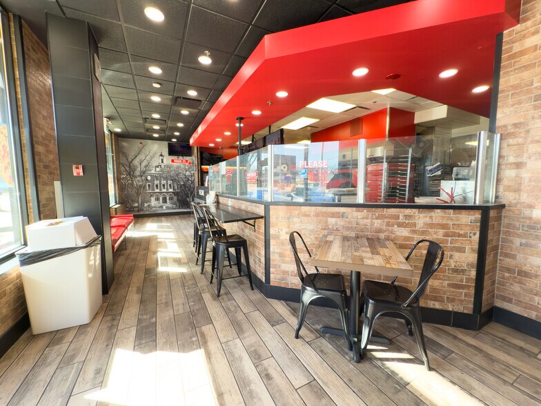 More Photos Of 8402 109 St NW, Edmonton Storefront Retail Office For Sale