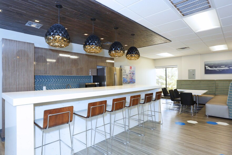 More Photos Of 6345 S Pecos Rd, Las Vegas Unknown For Lease