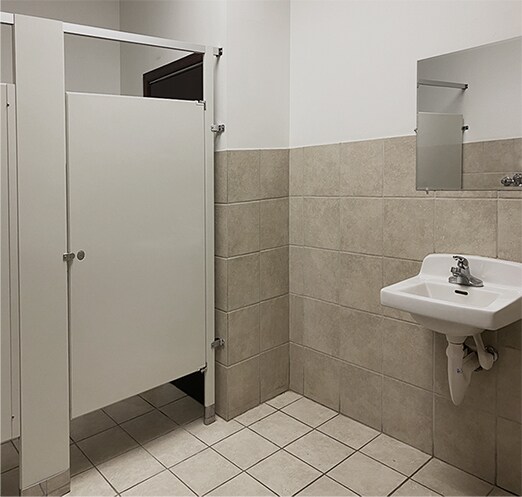 More Photos Of 2401 Highway 13 W, Burnsville Warehouse For Sale