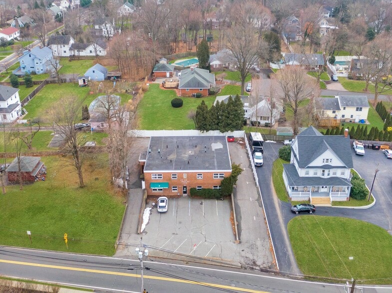 More Photos Of 1 Old Middletown Rd, Pearl River Medical For Lease