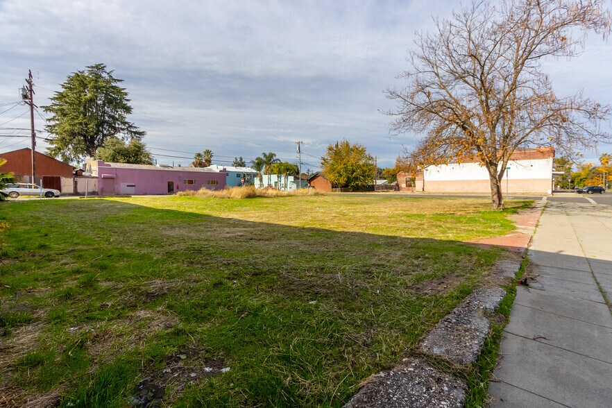 More Photos Of 9850 Broadway, Live Oak Land For Sale