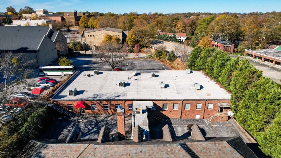 More Photos Of 429 N Main St, Greenville Office Residential For Sale
