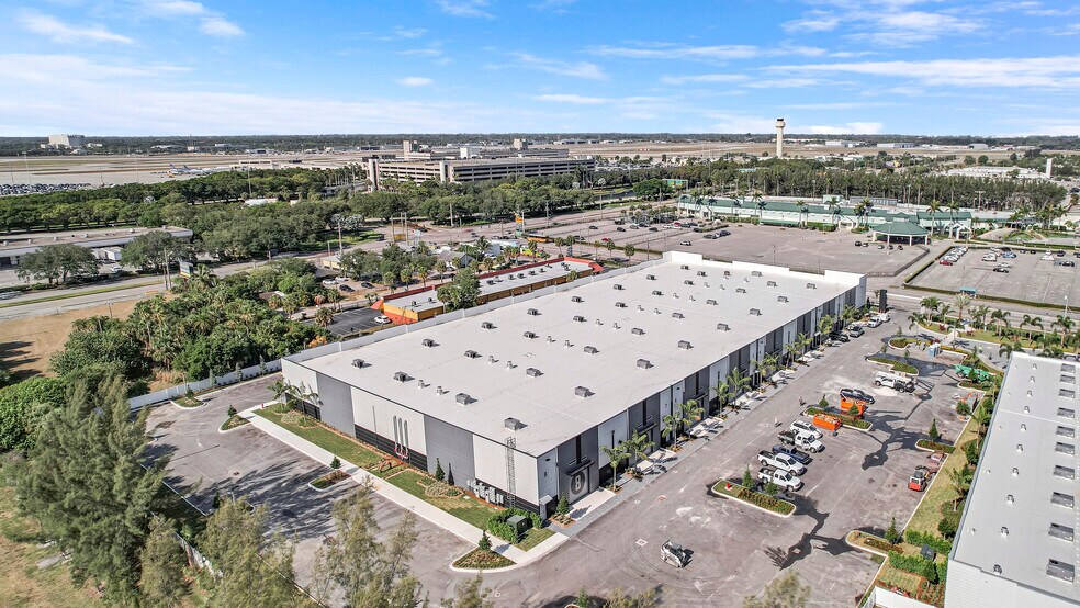 More Photos Of 1114 N Congress Ave, West Palm Beach Industrial For Sale