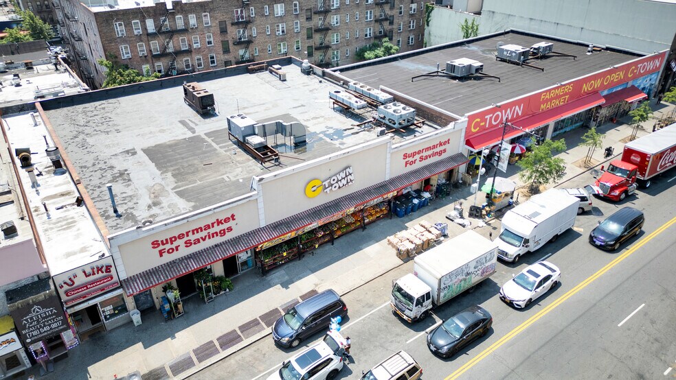 More Photos Of 4910 Broadway, New York Drugstore For Lease