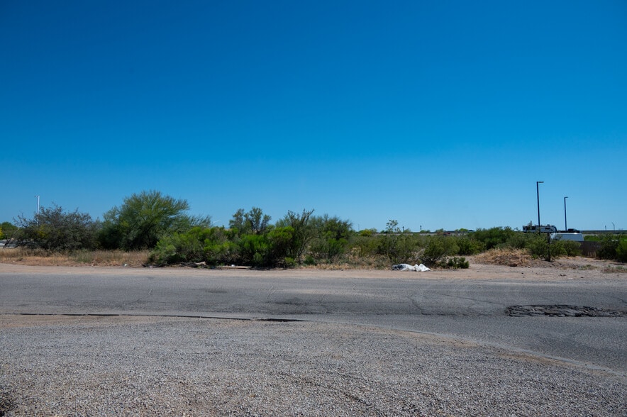 More Photos Of 5030 E Valencia Rd, Tucson Land For Sale