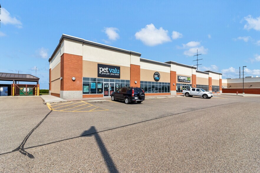 More Photos Of 2350 Division Av NW, Medicine Hat Unknown For Lease