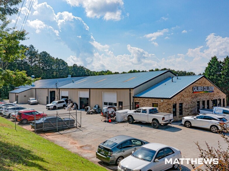 More Photos Of 3117 Moon Station Rd, Kennesaw Warehouse For Sale