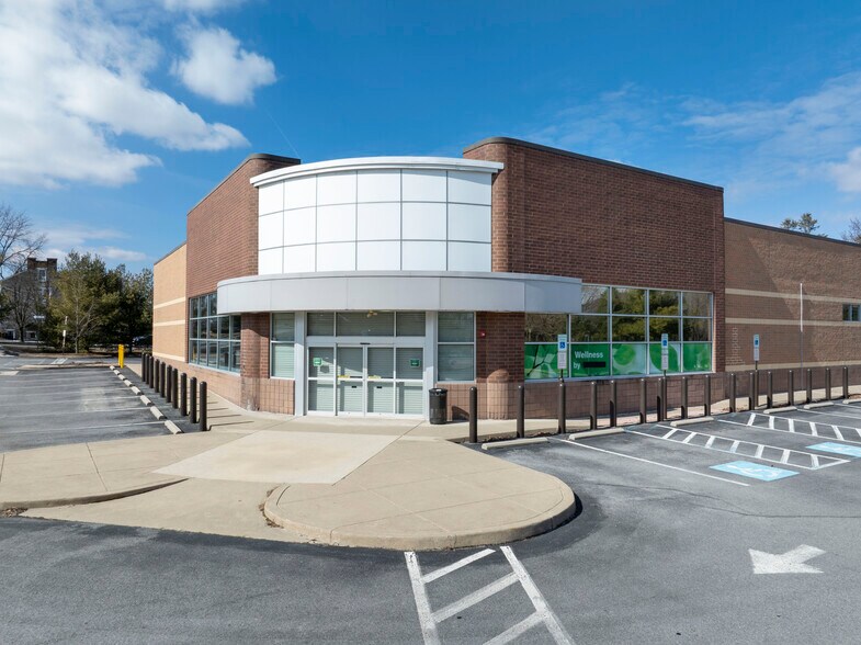 More Photos Of 821 E Bishop St, Bellefonte Drugstore For Sale