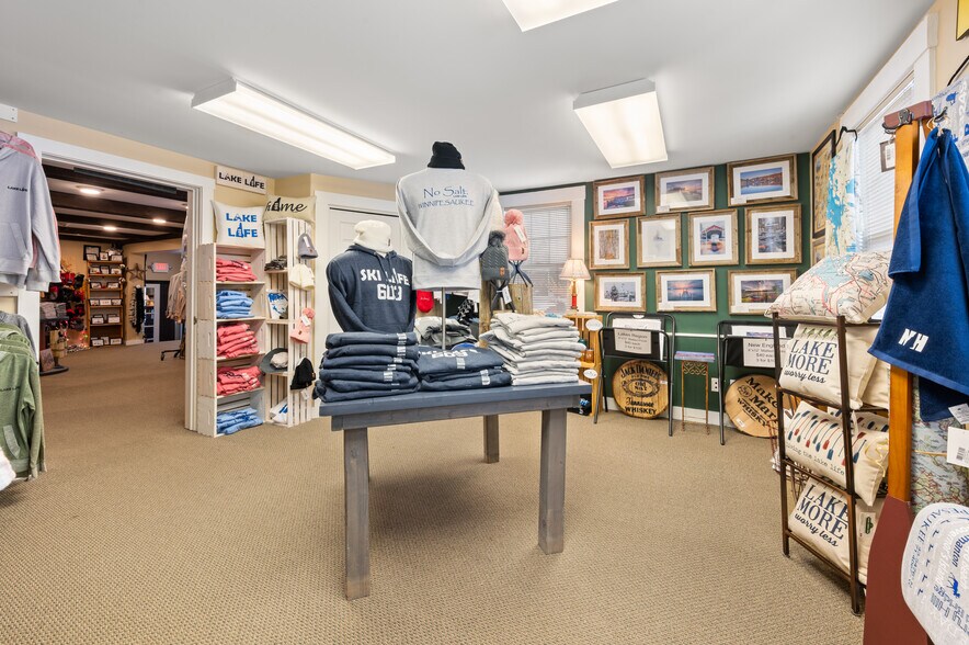 More Photos Of 1934 Lakeshore Rd, Gilford Office For Sale