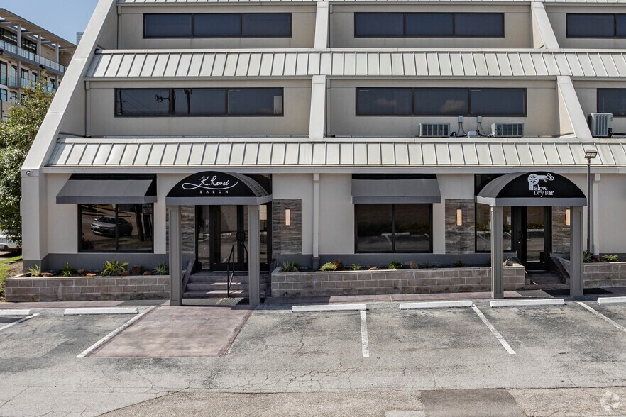 More Photos Of 3100 Timmons Ln, Houston Office For Lease