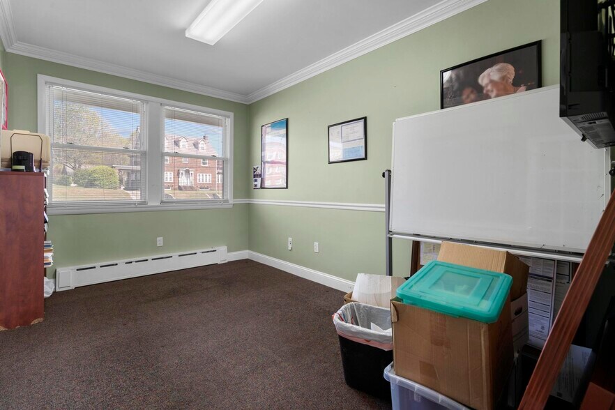 More Photos Of 158 East Ave, Norwalk Office For Lease