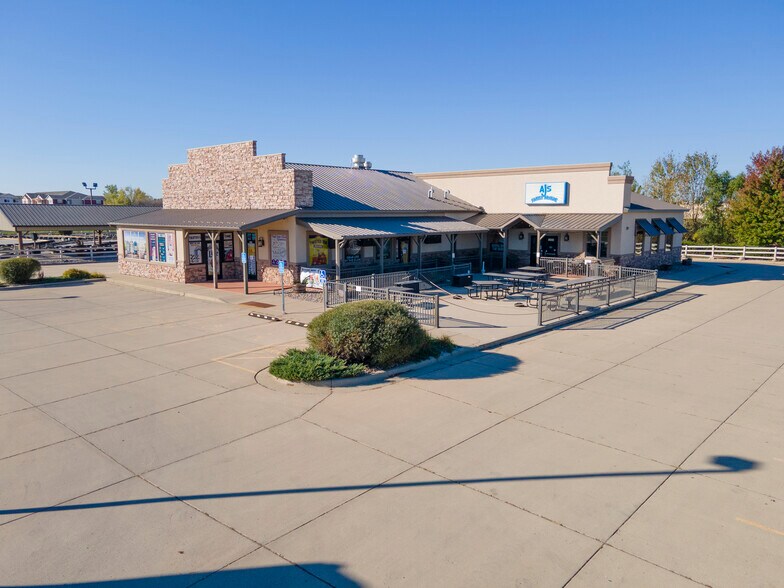 More Photos Of 900 Clarice Ave, Marshall Sports And Entertainment For Sale