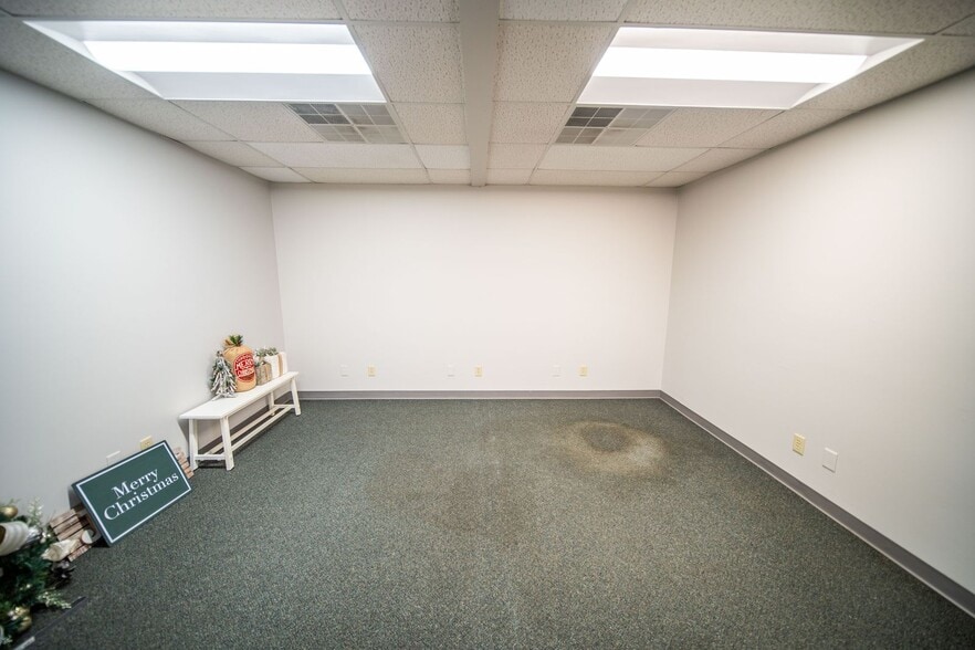 More Photos Of 100 2nd St SE, Stewartville Medical For Lease