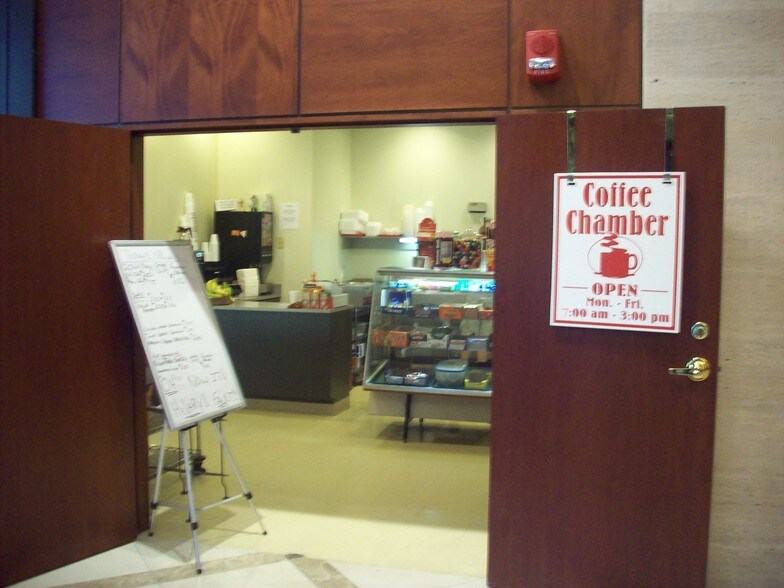 More Photos Of 130 W 2nd St, Dayton Office For Lease