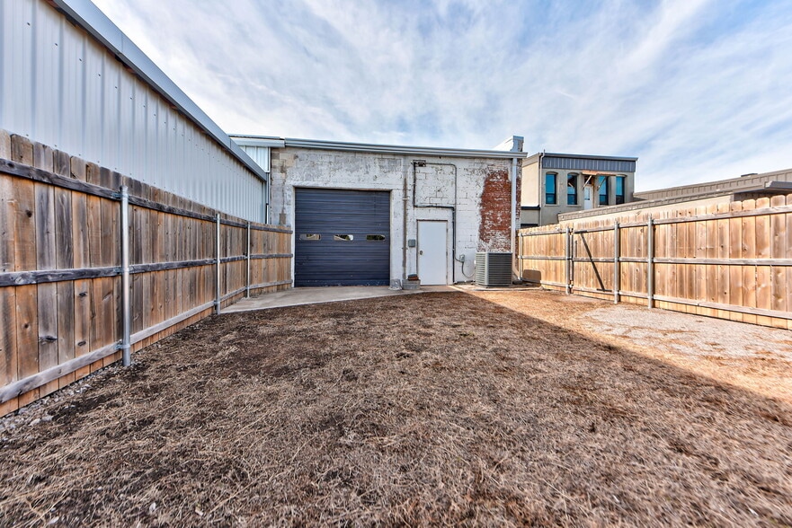 More Photos Of 210 Main st, Minco Health Club For Sale