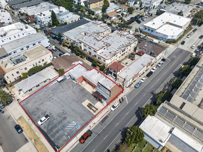 More Photos Of 959 Gower St, Los Angeles Auto Repair For Lease