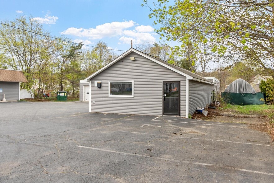 Primary Photo Of 181 Main St. Unit B St, Orange General Retail For Lease