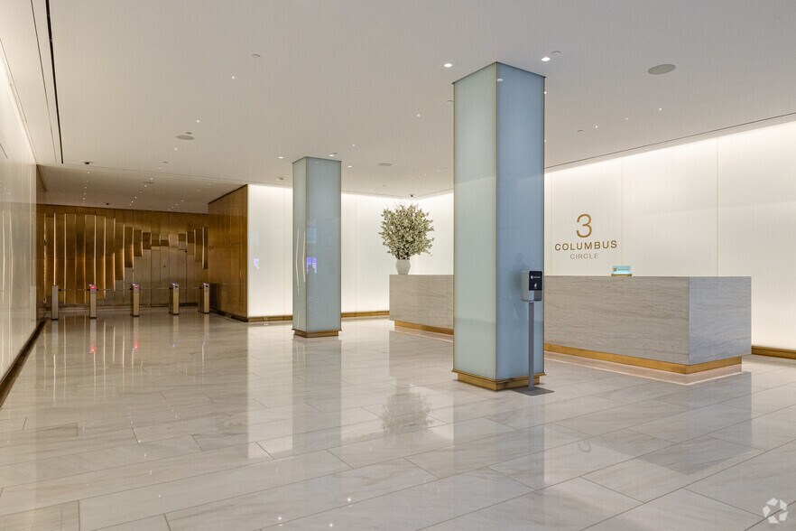 More Photos Of 3 Columbus Cir, New York Office For Lease