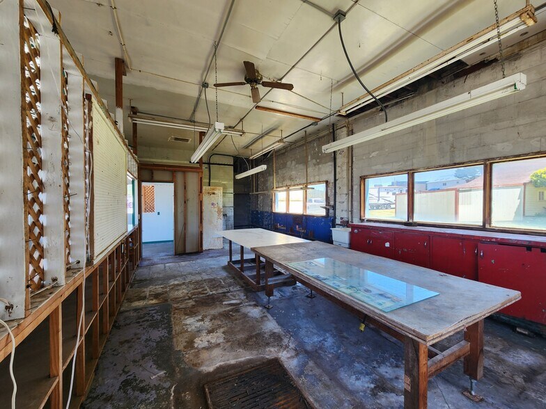 More Photos Of 311 6th St, Port Orford Storefront Retail Office For Sale