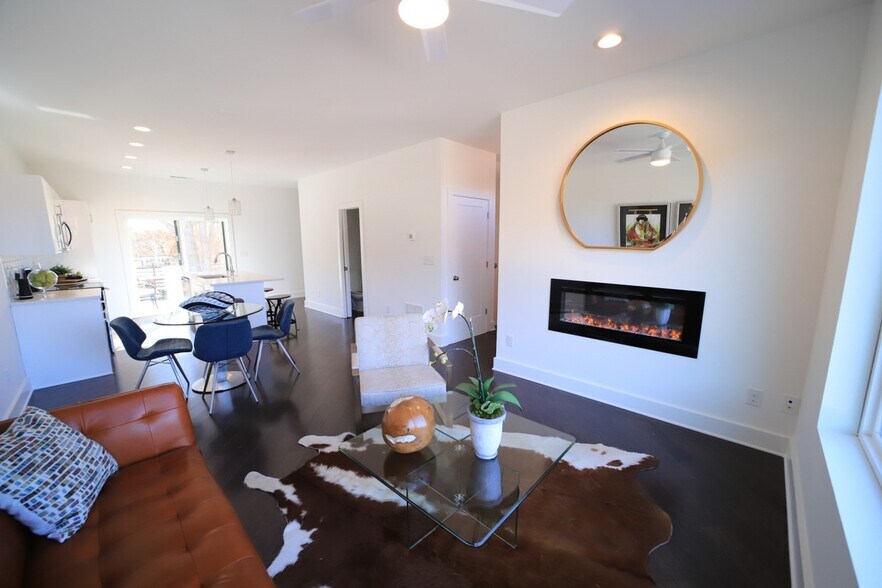 More Photos Of 2488 Perry Blvd NW, Atlanta Apartments For Sale