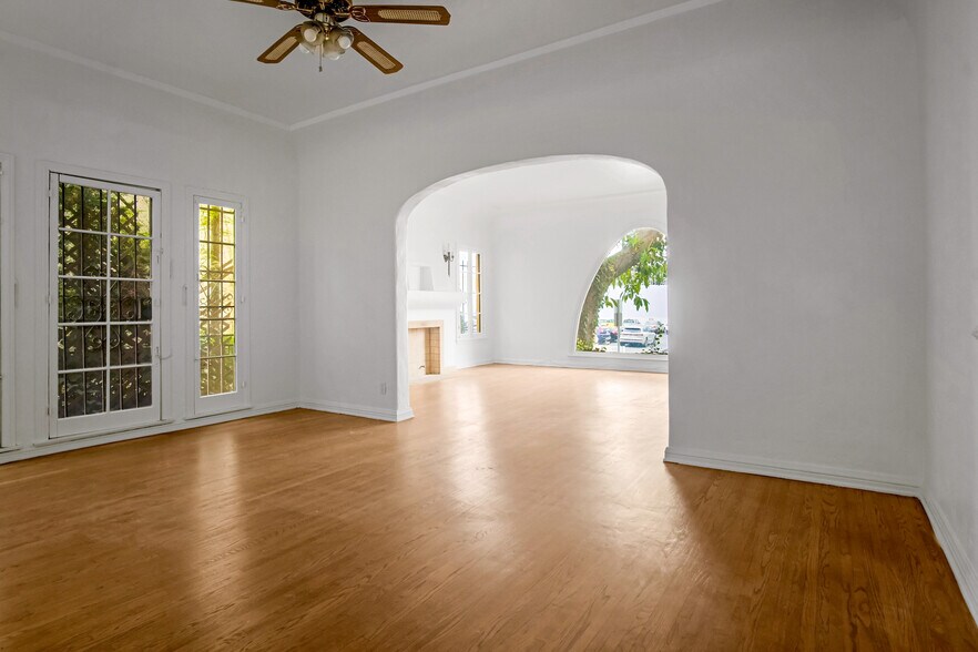 More Photos Of 712 S Stanley Ave, Los Angeles Apartments For Sale